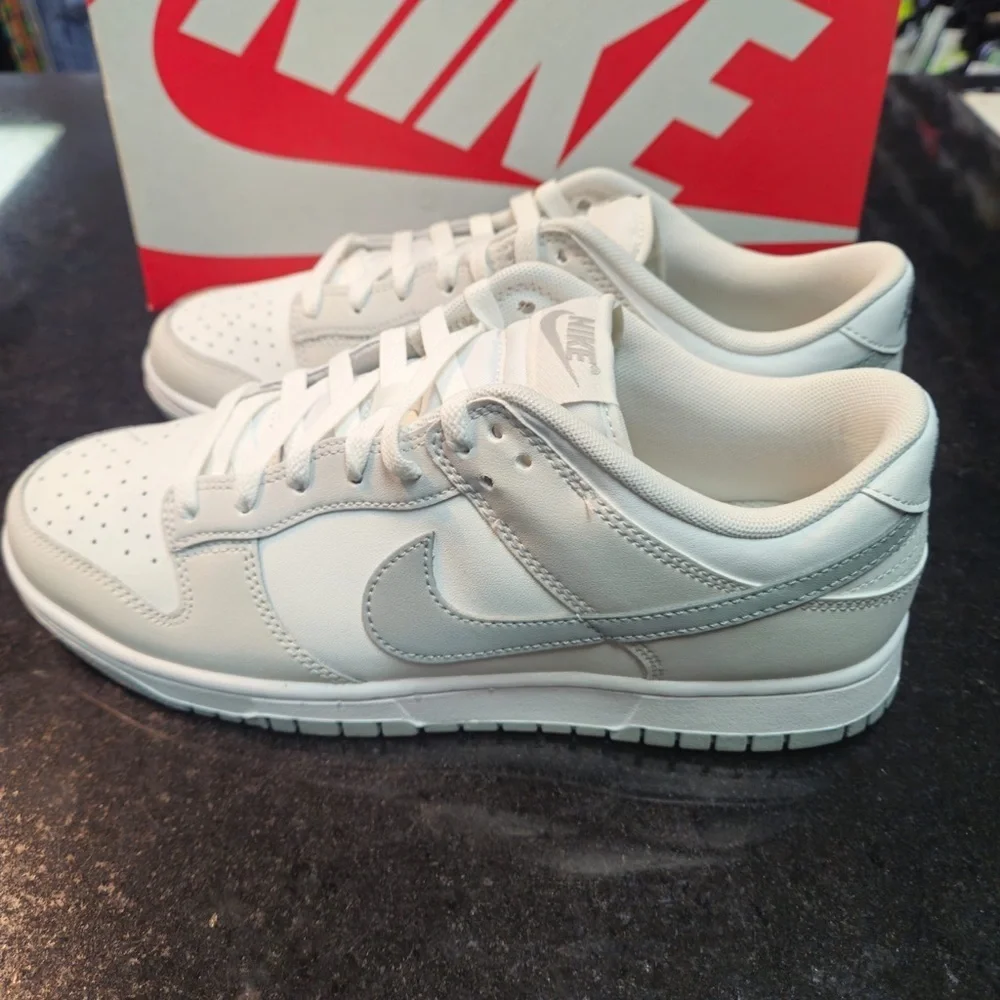 Summit White/Platinum Tint-White-Light Smoke Grey Style Code: DV0831-106 sz 10
